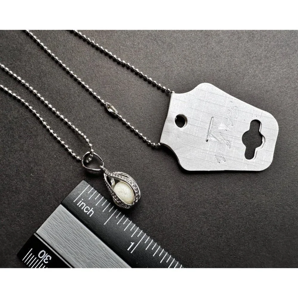 Faux Pearl Pendant Silvertone & Glass Druzy Taerdrop Charm with accents Necklace - Picture 4 of 5